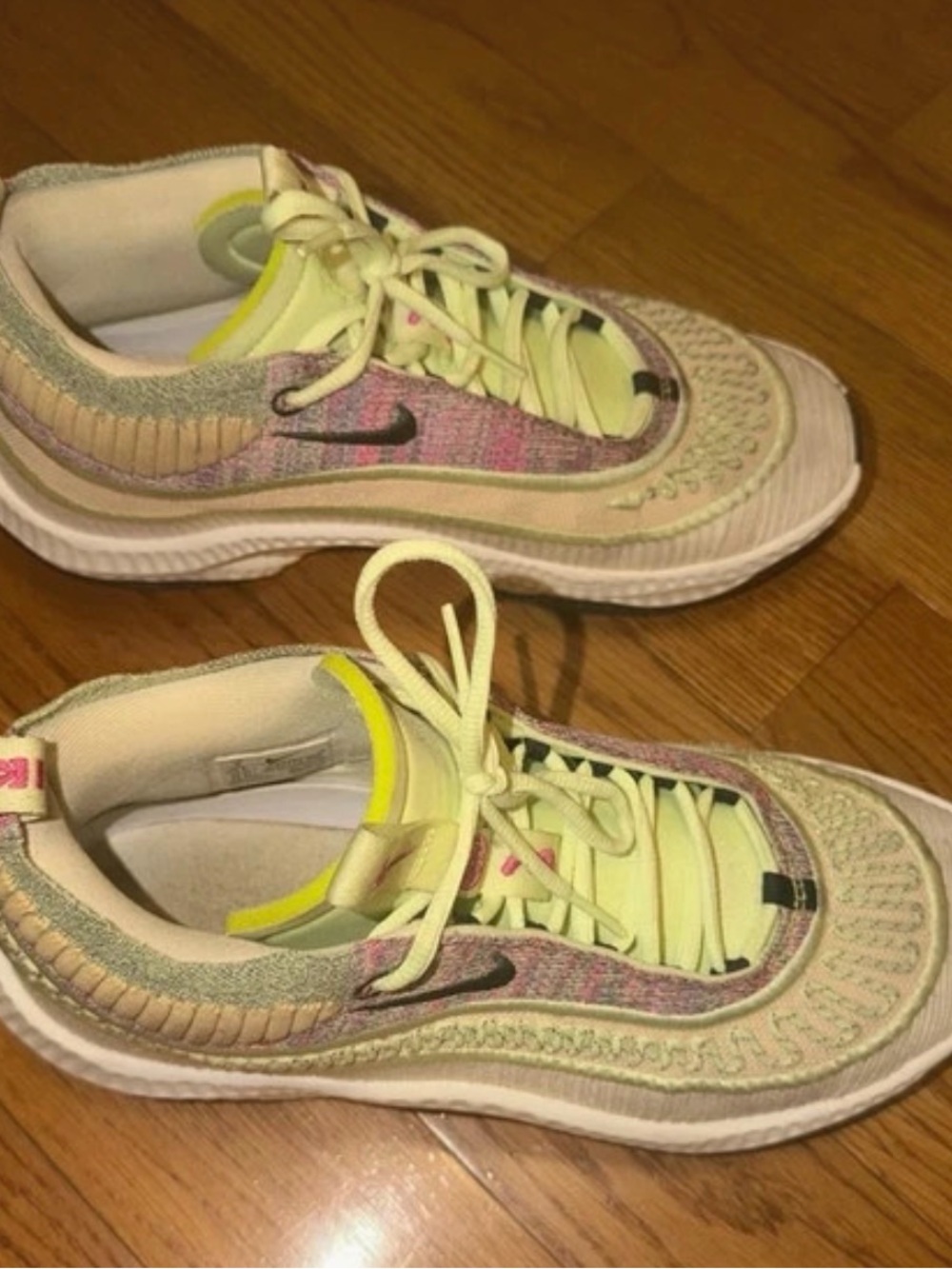 Nike Cosmis Unity - men’s size 9